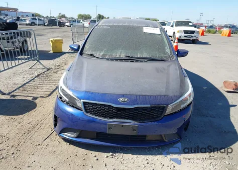 2018 Kia Forte Lx z USA, uszkodzony, nr VIN 3KPFK4A73JE264359